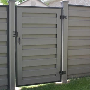 Trex-Horizons-Fencing-Gate